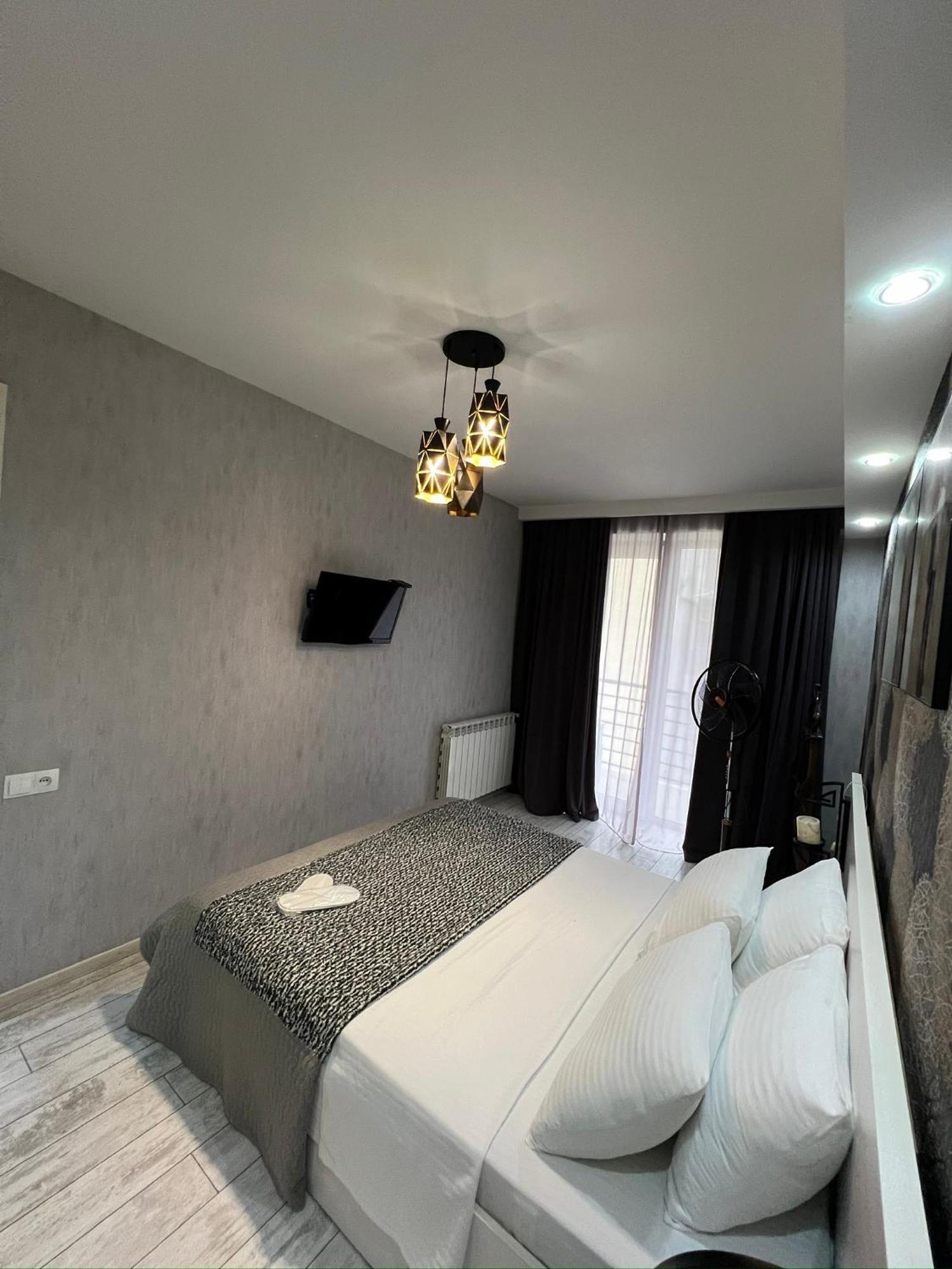 Tbilisi App 1 Apartment Bagian luar foto