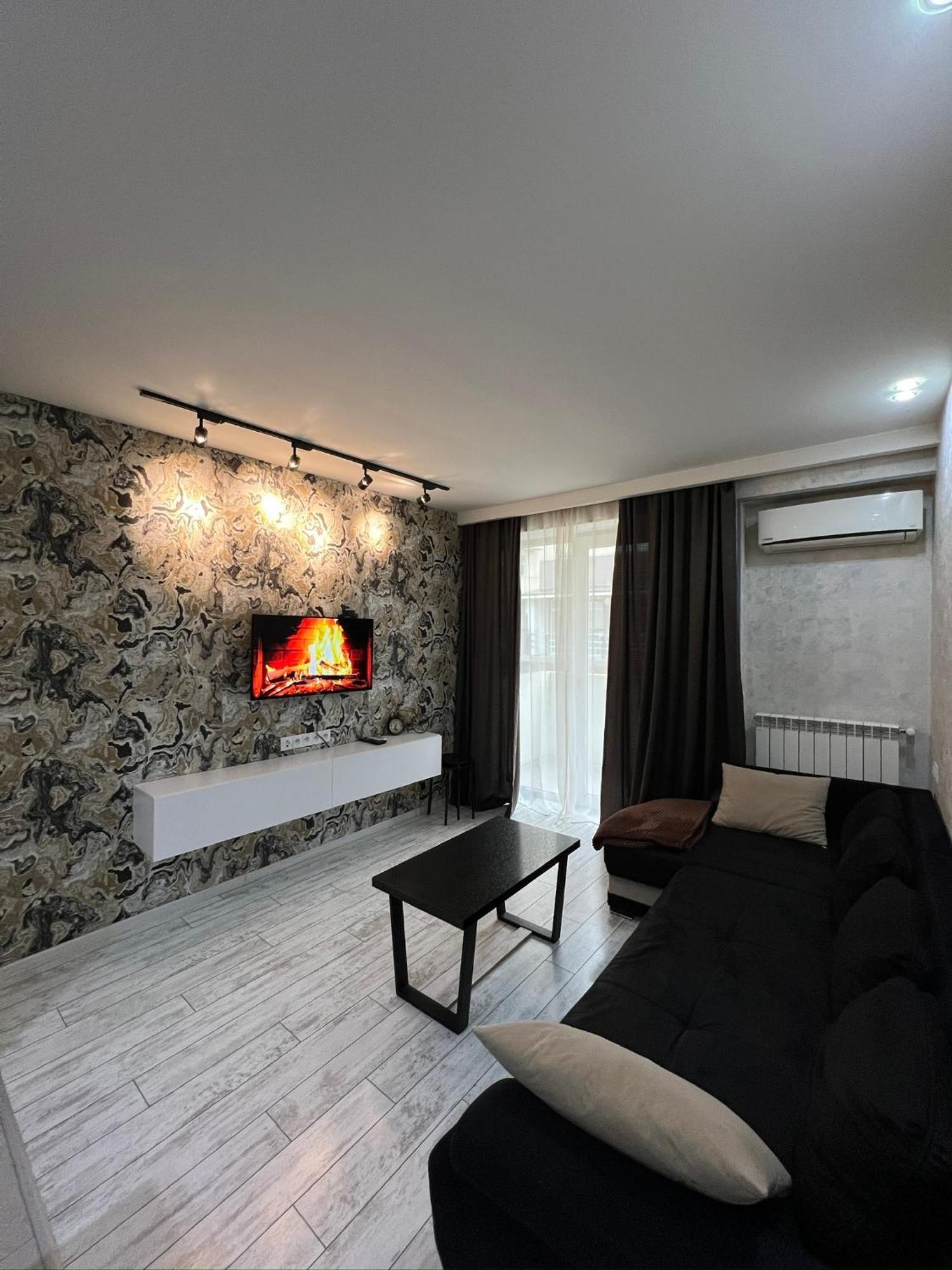 Tbilisi App 1 Apartment Bagian luar foto